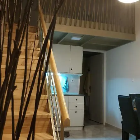 Cozy Beach House In